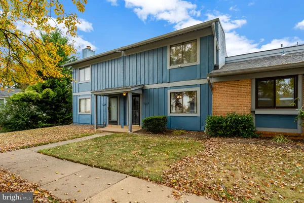 $295,000 | 8667 Madera Court, Manassas Park, VA 20111