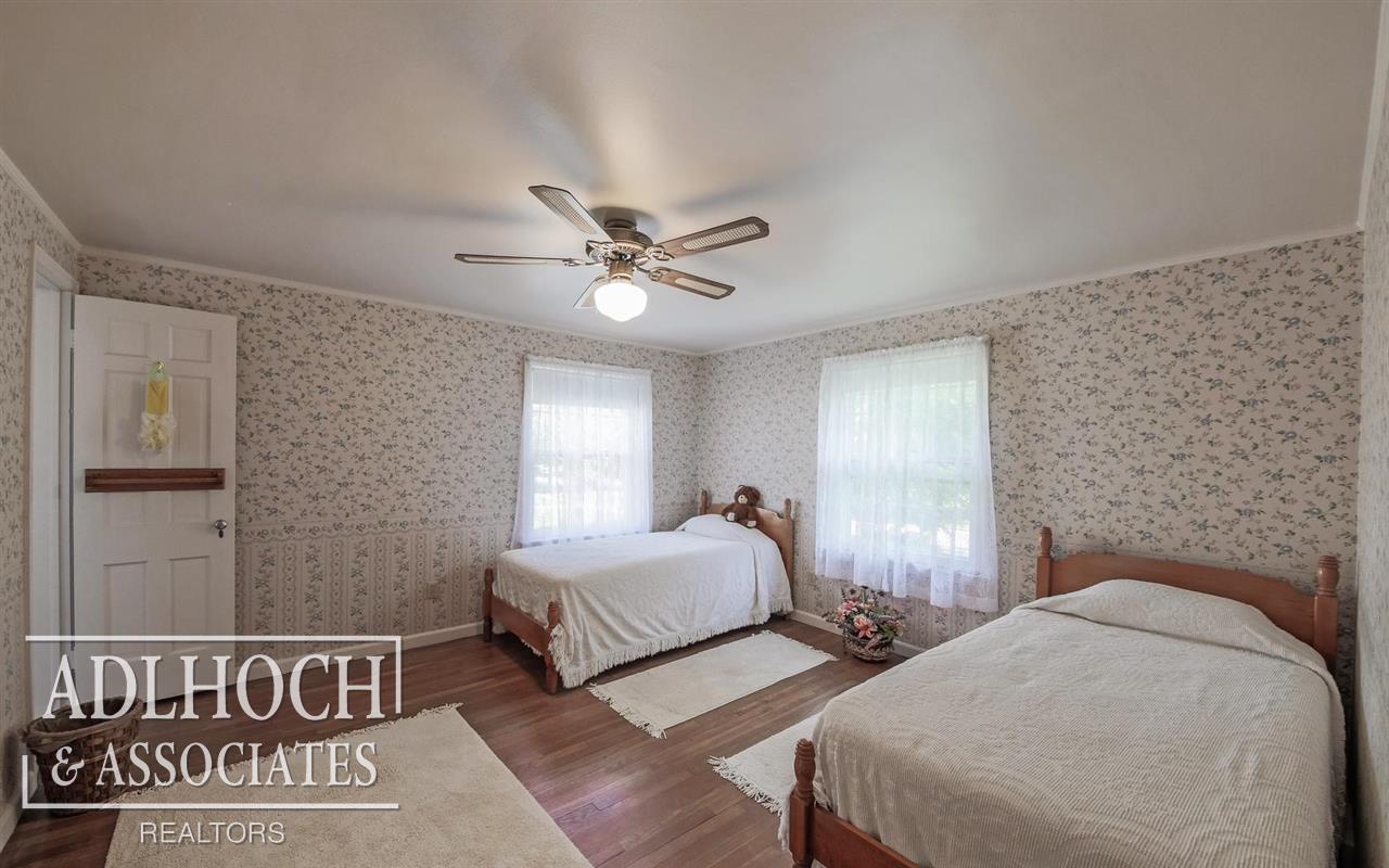 1047 Devonshire Road Grosse Pointe, MI 48230 - Photo 21 of 33 31301928-20.JPG