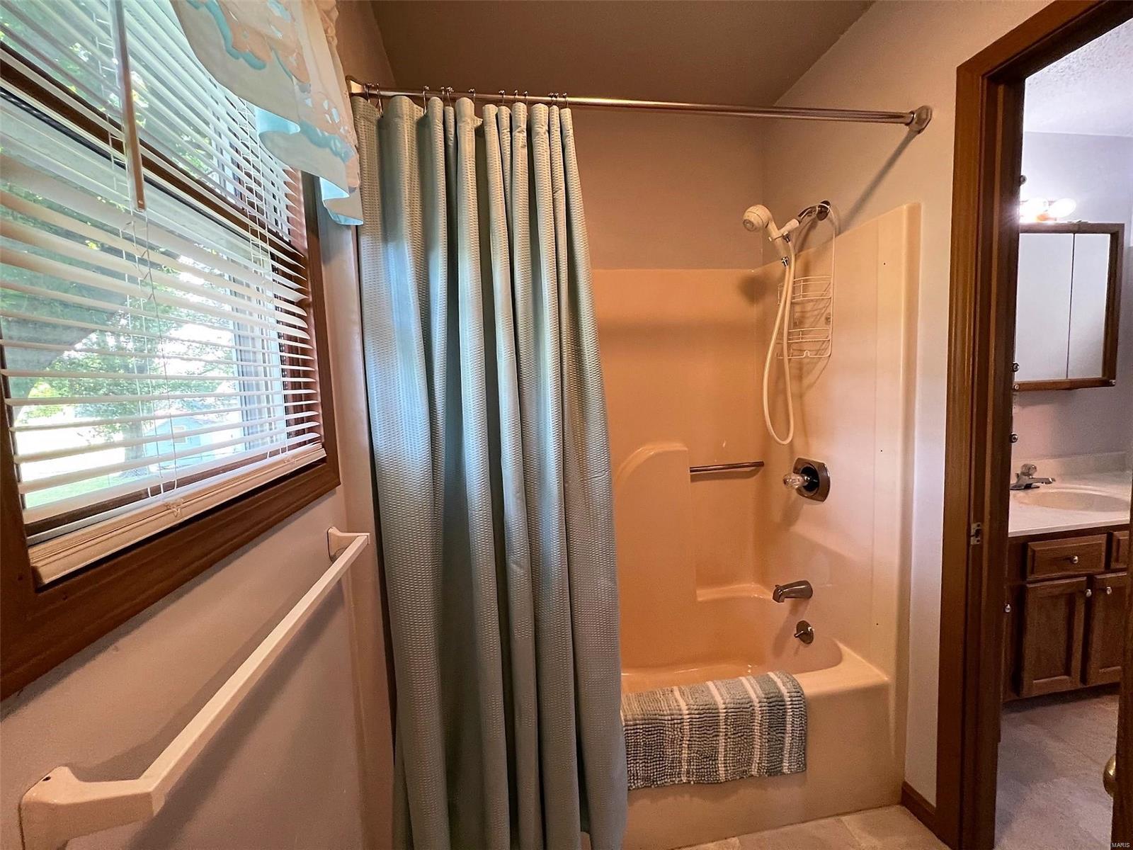 512 Walker Street Vandalia, IL 62471 - Photo 13 of 16