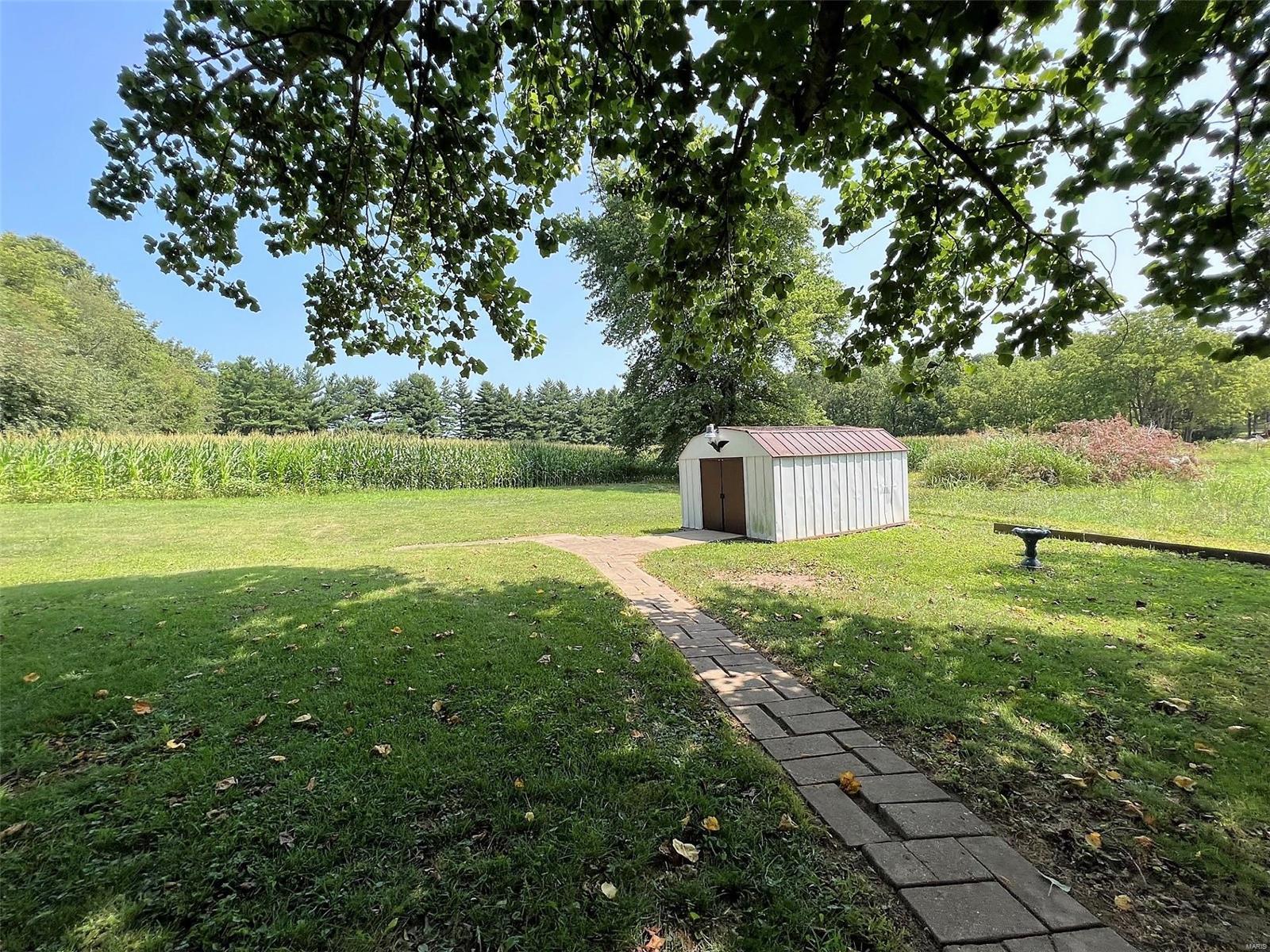 512 Walker Street Vandalia, IL 62471 - Photo 16 of 16