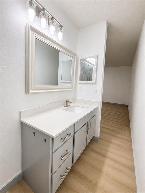 4413 Menzer Road Fort Worth, TX 76103 - Photo 10 of 14