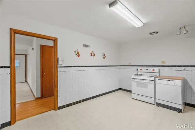 $199,000 | 7127 Bancroft Avenue, St. Louis, MO 63109