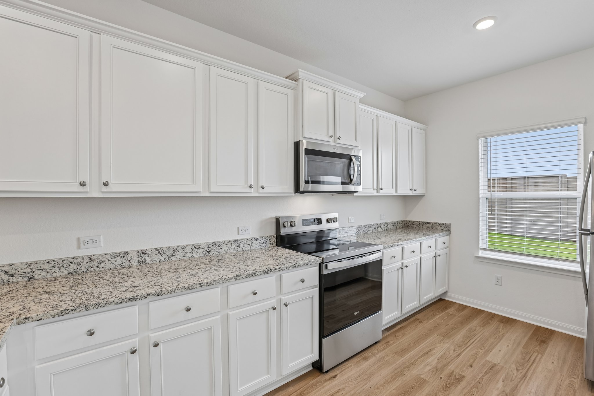 18400 Stellers Sea Street Elgin, TX 78621 - Photo 9 of 40