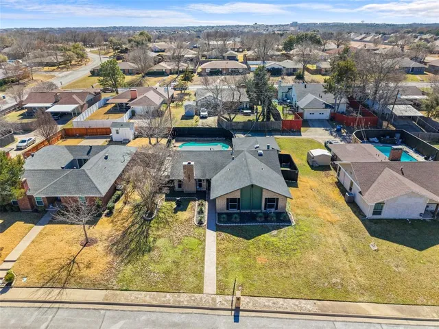 $349,000 | 508 Danny Drive, DeSoto, TX 75115