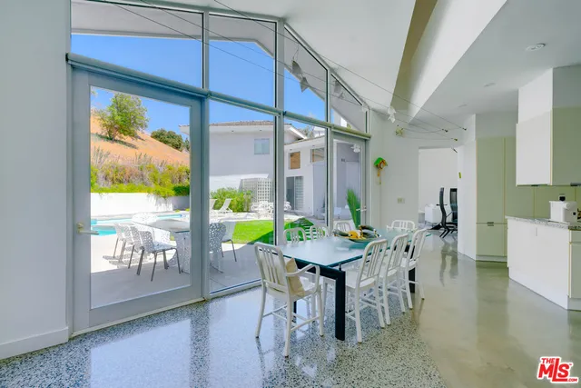 $9,550,000 | 24341 Bridle Trail Road, Hidden Hills, CA 91302