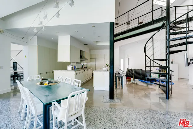 $9,550,000 | 24341 Bridle Trail Road, Hidden Hills, CA 91302