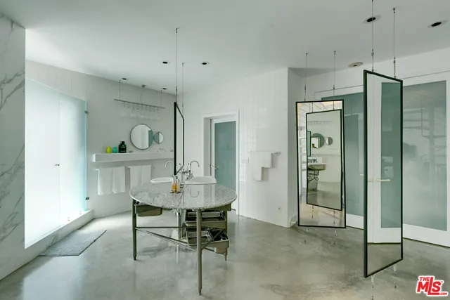 $9,550,000 | 24341 Bridle Trail Road, Hidden Hills, CA 91302