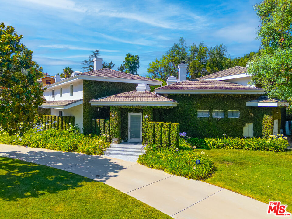 24341 Bridle Trail Road Hidden Hills, CA 91302 - Photo 34 of 36
