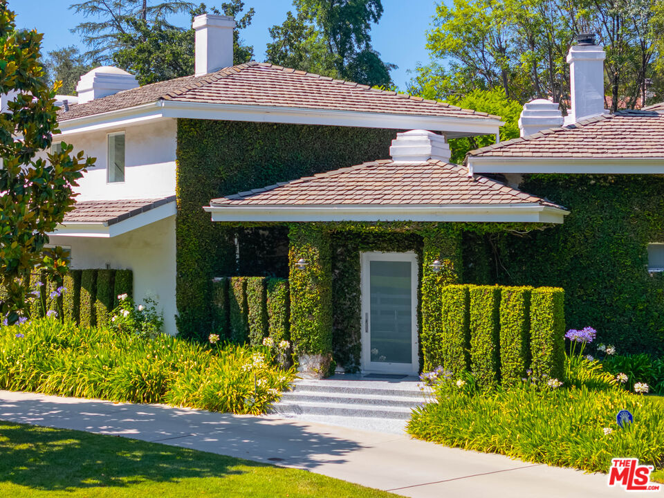 24341 Bridle Trail Road Hidden Hills, CA 91302 - Photo 35 of 36