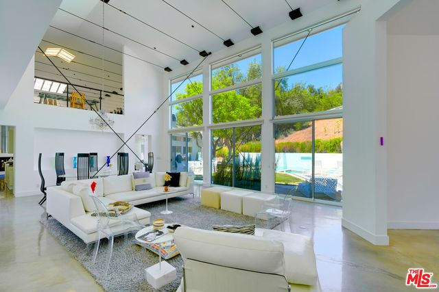 $8,888,000 | 24341 Bridle Trail Road, Hidden Hills, CA 91302