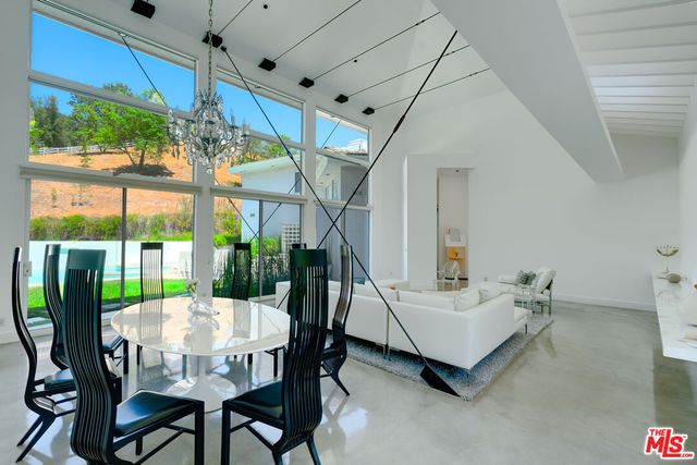 $8,888,000 | 24341 Bridle Trail Road, Hidden Hills, CA 91302