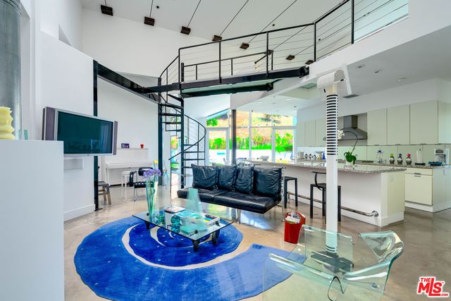 $8,888,000 | 24341 Bridle Trail Road, Hidden Hills, CA 91302