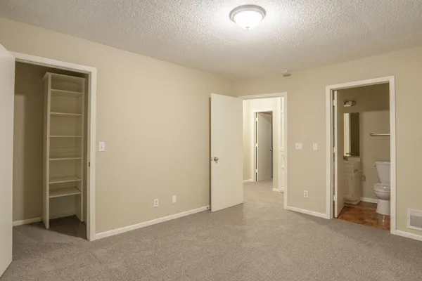 $269,900 | 38 Winona Street West, St. Paul, MN 55107