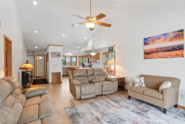 $375,000 | N8594 Old State Road 49, Berlin, WI 54923