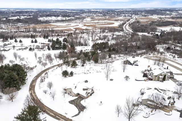 $375,000 | N8594 Old State Road 49, Berlin, WI 54923