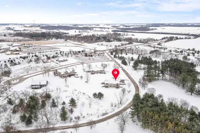 $375,000 | N8594 Old State Road 49, Berlin, WI 54923