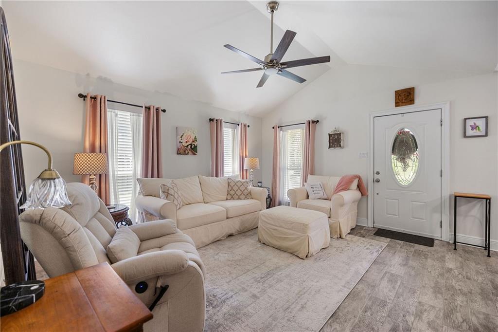 267 Swallow Street Covington, LA 70433 - Photo 3 of 21 Gallery Image 3