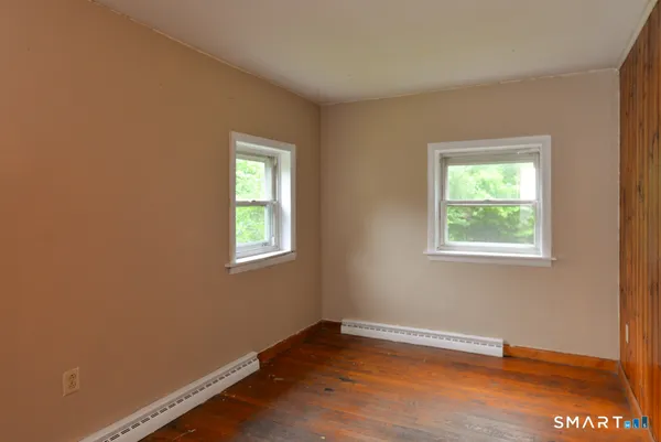 $359,900 | 215 White Birch Drive, Southbury, CT 06488