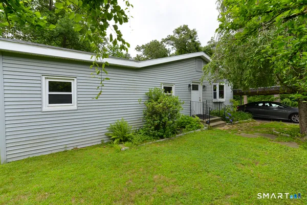 $359,900 | 215 White Birch Drive, Southbury, CT 06488