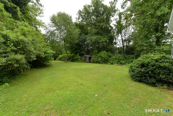 $359,900 | 215 White Birch Drive, Southbury, CT 06488