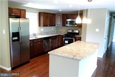 1526 Nicholas Road Waldorf, MD 20601 - Photo 5 of 16 Kitchen