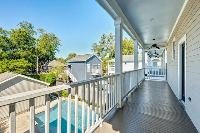 a view of an entryway