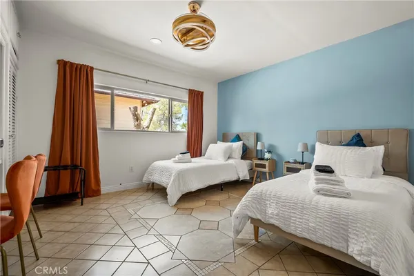 $949,000 | 9150 10th Avenue, Hesperia, CA 92345