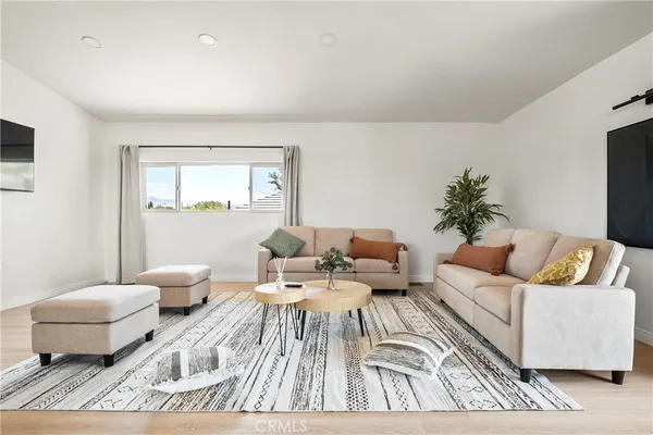 $949,000 | 9150 10th Avenue, Hesperia, CA 92345