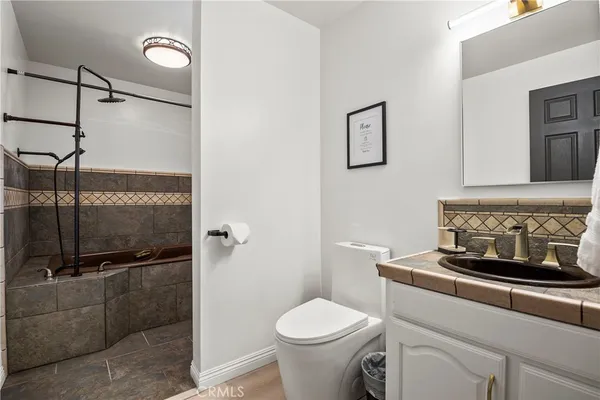 $949,000 | 9150 10th Avenue, Hesperia, CA 92345