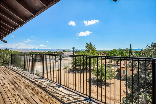 $949,000 | 9150 10th Avenue, Hesperia, CA 92345