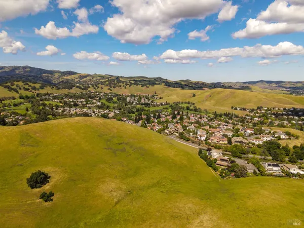 $1,150,000 | 2513 Troon Court, Fairfield, CA 94534