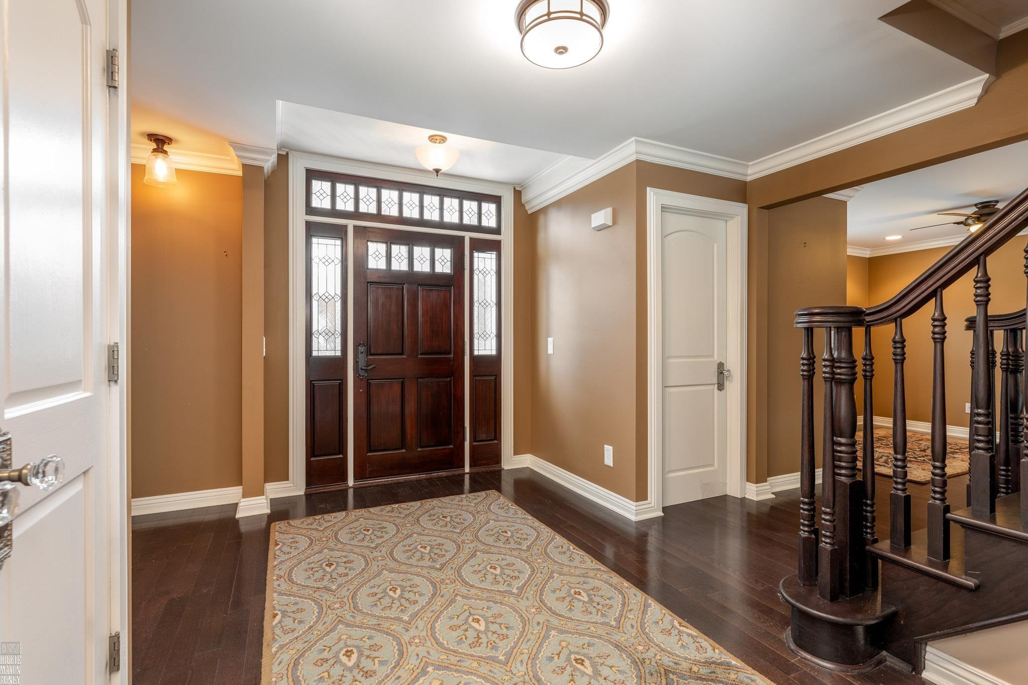 592 Thorntree Road Grosse Pointe Woods, MI 48236 - Photo 5 of 53