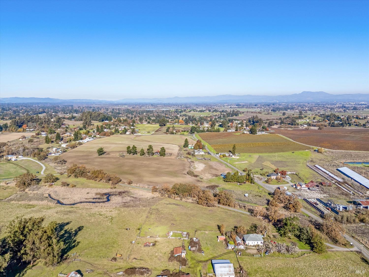 6000 Petersen Road Sebastopol, CA 95472 - Photo 17 of 25