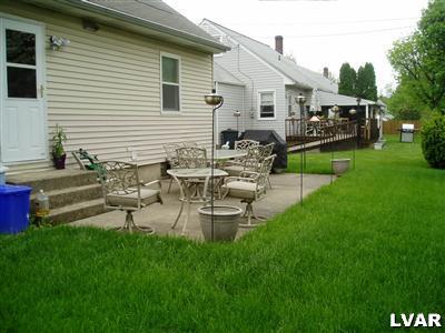 3032 Cornwall Road Bethlehem, PA 18017 - Photo 3 of 21 Gallery Image 3