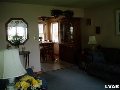 3032 Cornwall Road Bethlehem, PA 18017 - Photo 9 of 21 Gallery Image 9