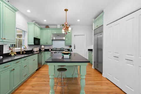 1172 Brick Kiln Road, Sag Harbor, NY 11963