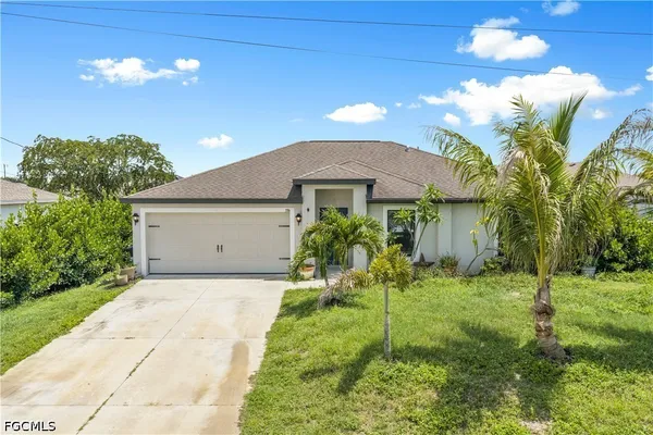 $299,900 | 336 Northeast 30th Terrace, Cape Coral, FL 33909