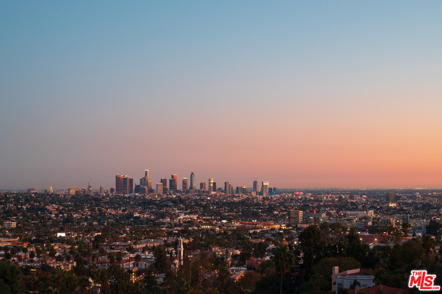 4768 Bryn Mawr Road Los Angeles, CA 90027 - Photo 11 of 32