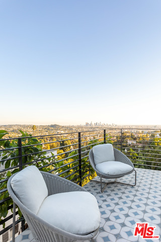 4768 Bryn Mawr Road Los Angeles, CA 90027 - Photo 19 of 32