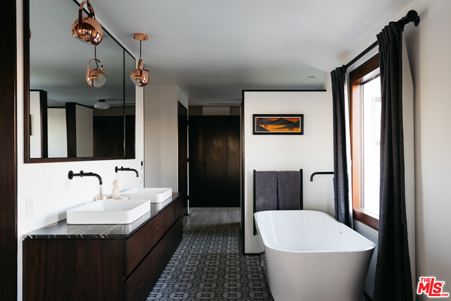 4768 Bryn Mawr Road Los Angeles, CA 90027 - Photo 21 of 32