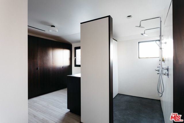 4768 Bryn Mawr Road Los Angeles, CA 90027 - Photo 22 of 32