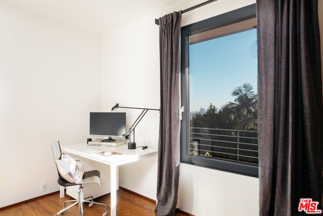 4768 Bryn Mawr Road Los Angeles, CA 90027 - Photo 30 of 32