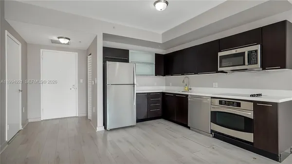 $438,000 | 90 Southwest 3rd Street, Unit 3003, Miami, FL 33130