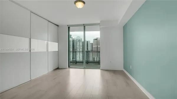 $438,000 | 90 Southwest 3rd Street, Unit 3003, Miami, FL 33130