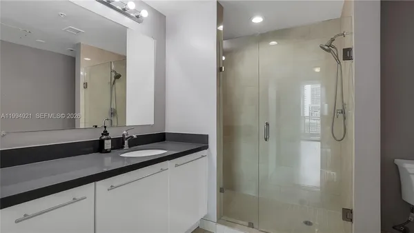 $438,000 | 90 Southwest 3rd Street, Unit 3003, Miami, FL 33130