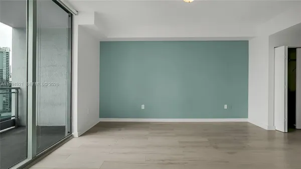 $438,000 | 90 Southwest 3rd Street, Unit 3003, Miami, FL 33130