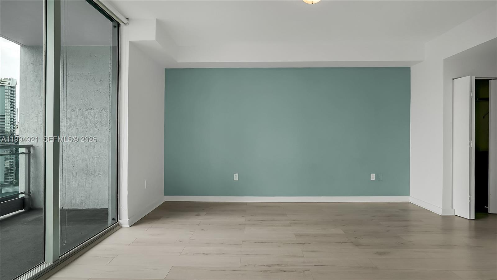 90 Southwest 3rd Street, Unit 3003 Miami, FL 33130 - Photo 37 of 47 a view of an empty room