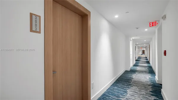 $438,000 | 90 Southwest 3rd Street, Unit 3003, Miami, FL 33130