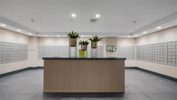 $438,000 | 90 Southwest 3rd Street, Unit 3003, Miami, FL 33130