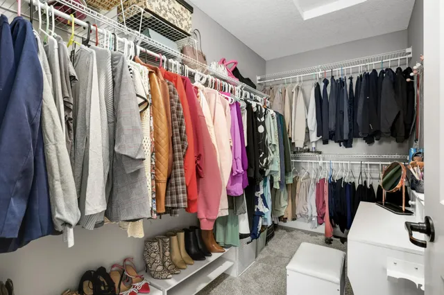 $365,000 | 3341 Lakewood Trail, Woodbury, MN 55129